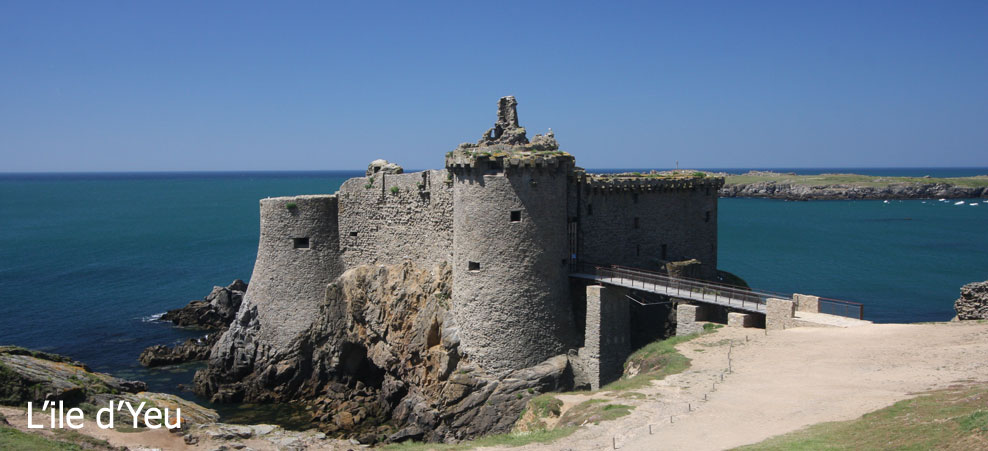 Visites au départ des Sables : Ile d'Yeu le vieux chateau